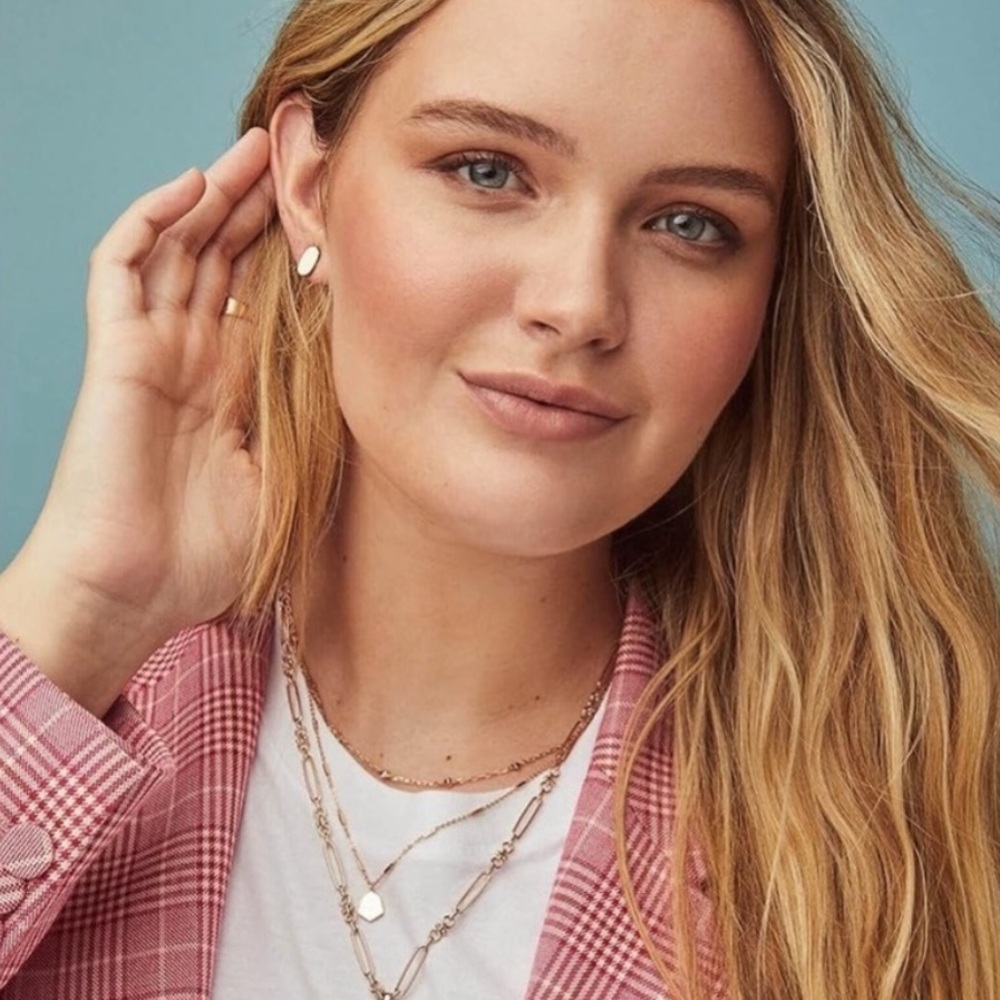 Kendra Scott Clove Gold Layered Necklace - Picture 5 of 8